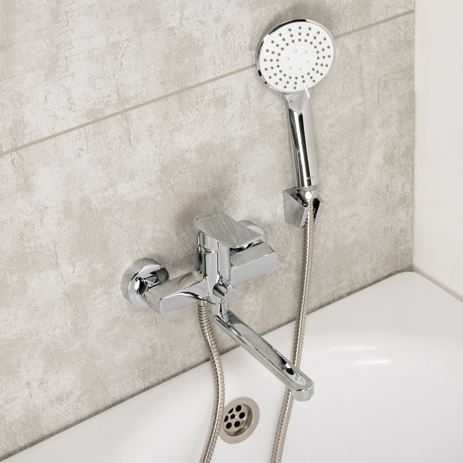 Смеситель для ванны Demi Milardo DEMSB02M02, длинный излив, однорычажный, с лейкой