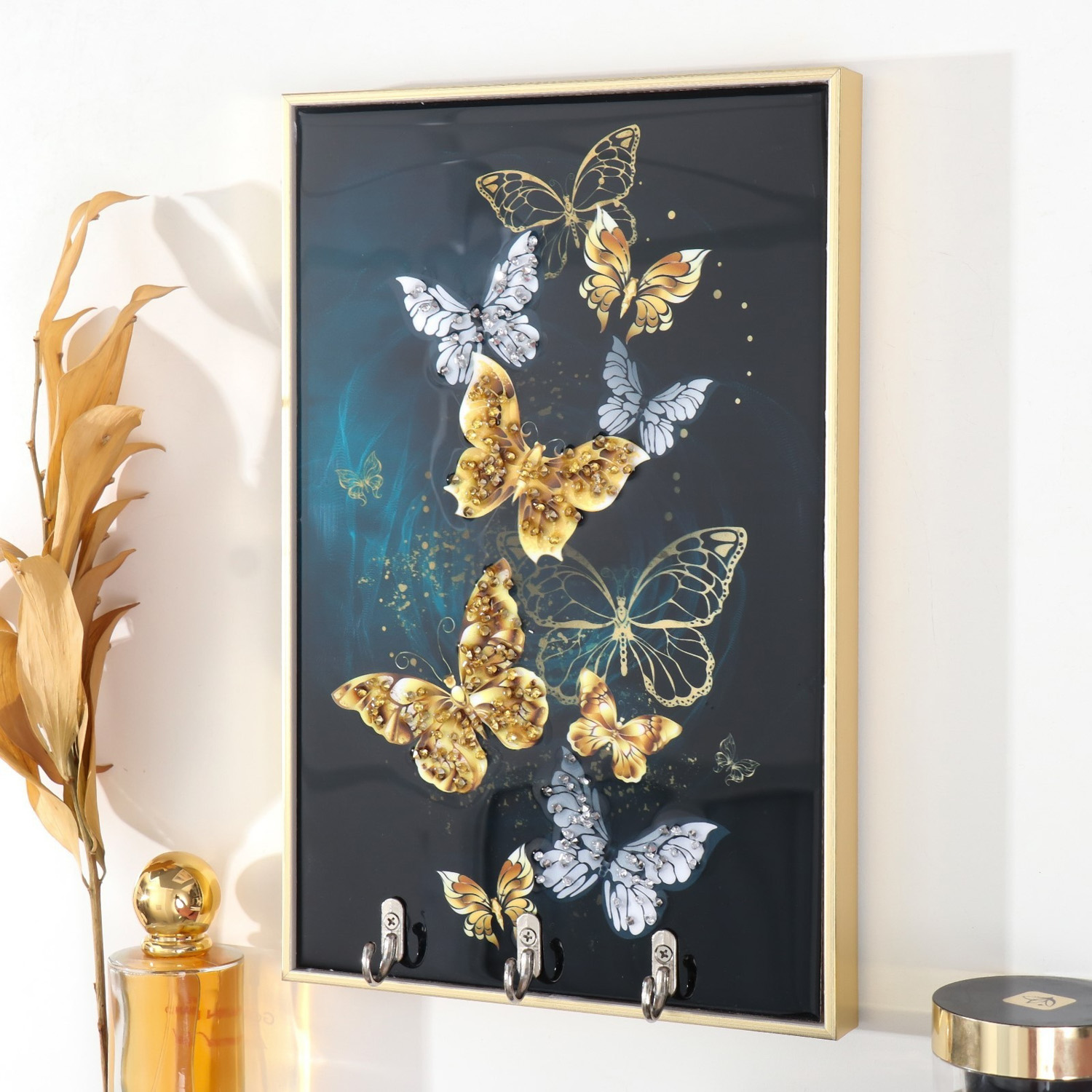 Ключница пластик, МДФ 3 крючка "Волшебные бабочки" стразы, золото 29х1,8х19 см  9398115