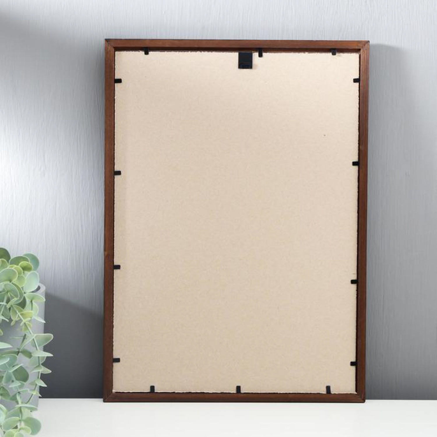 Фоторамка  дерево 25х35 см орех (пластиковый экран) 4372291