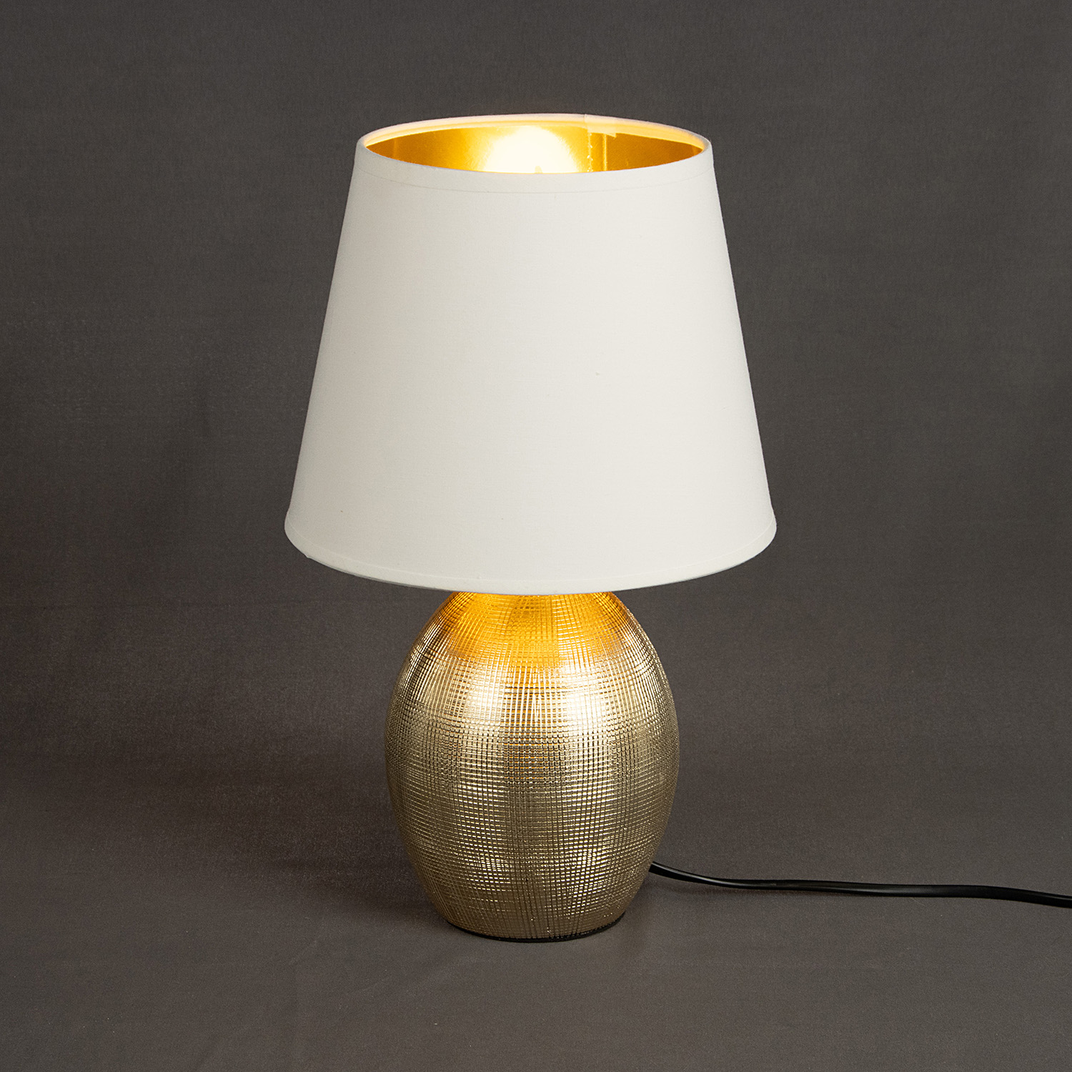 Лампа настольная G32211/1T GD WT Е14 40Вт S=2м2 *1/6 Лампа настольная G32211/1T GD WT Е14 40Вт S=2м2 *1/6