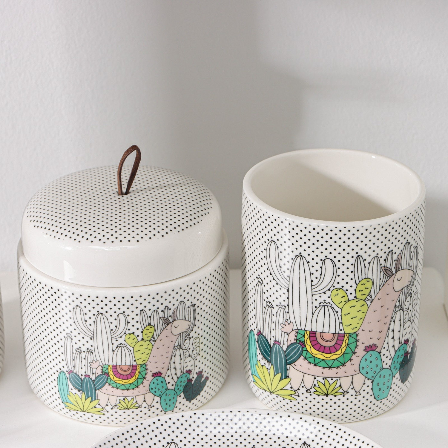 Набор для ванной "Фауна", 4 предмета (мыльница, дозатор для мыла, 2 стакана), цвет МИКС  4439045