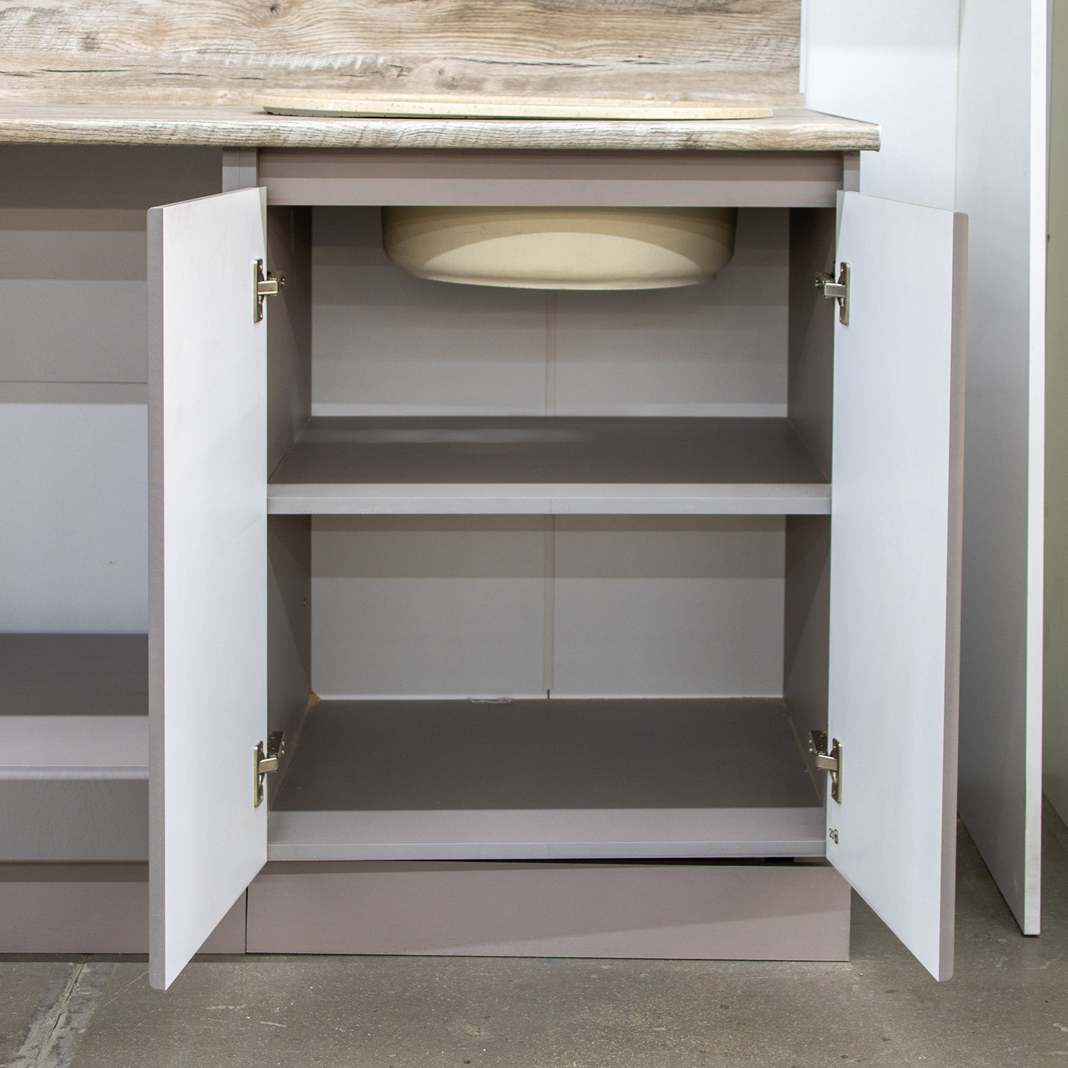 Шкаф напольный 600х850х480 мм BROZEX-WOOD Эрика, с двумя дверцами, грейдж / ясень грей софт