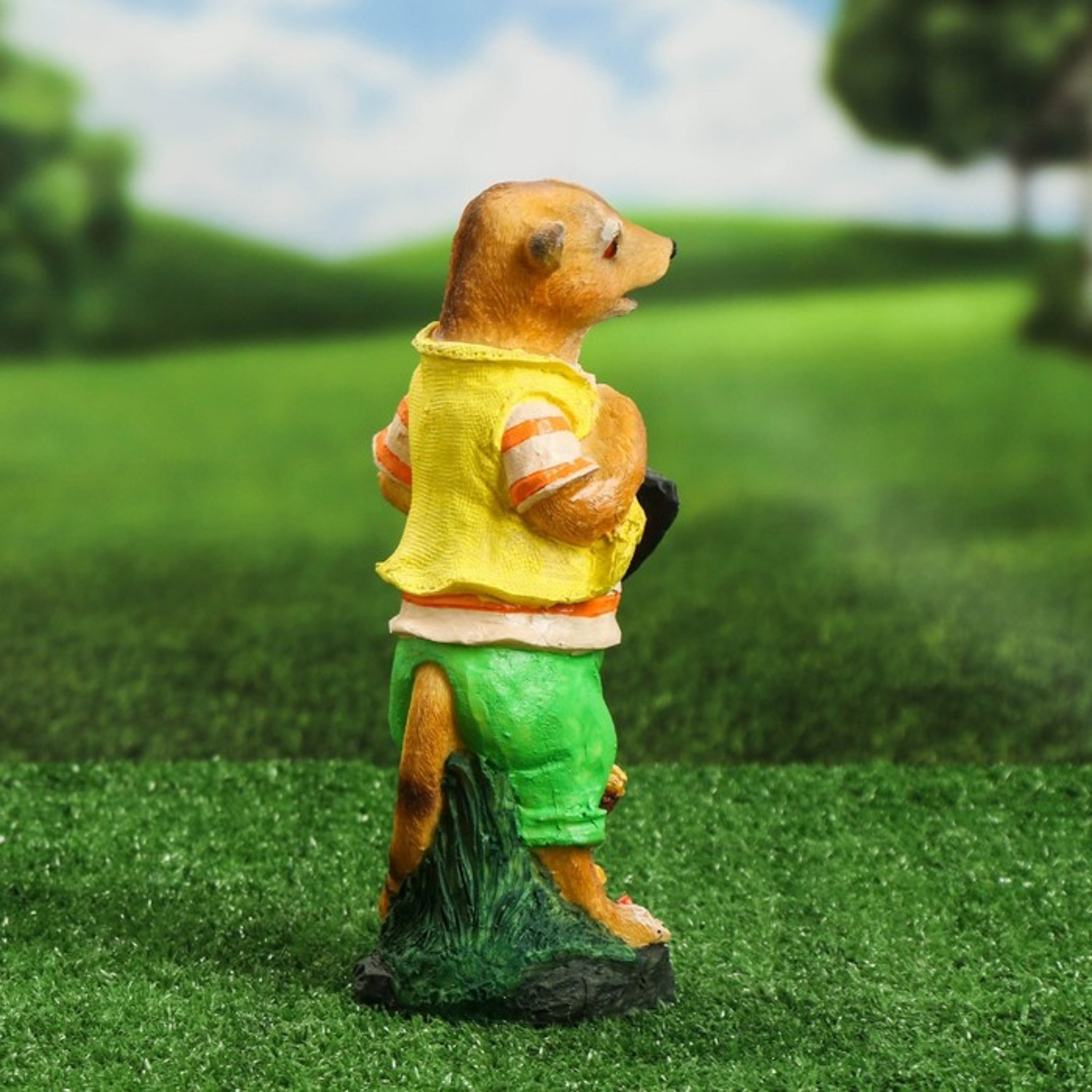 Садовая фигура "Суслик с топором" 26х10х10см 7560289 Садовая фигура "Суслик с топором" 26х10х10см 7560289