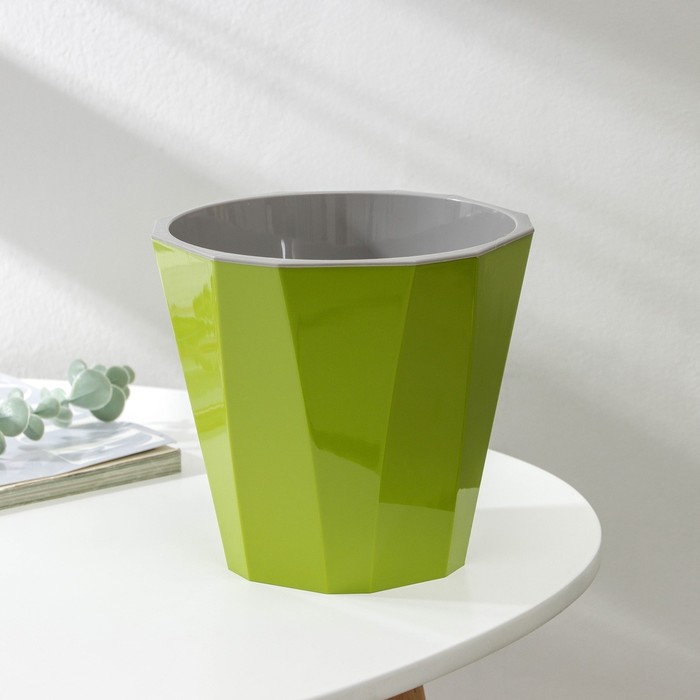 Кашпо пластм. "Палермо" 3,6л d верха 202мм h193мм со вставкой Оливковое С317ОЛВ ("Мартика") *1/16