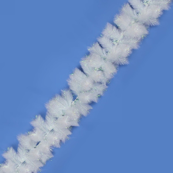 Гирлянда хвойная «Белоснежная вьюга» 2.7 м Серпантин, 100 веток, белый