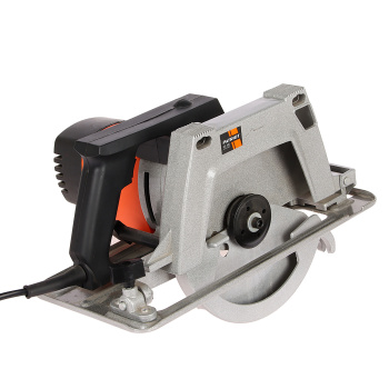 Пила циркулярная 200мм 1800Вт 5500об/м глуб67мм уг.расп0-45гр посад30мм плав.пуск CS 195 PATRIOT*1/2