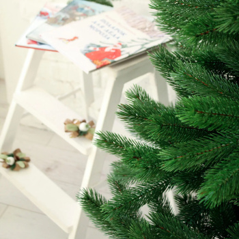 Елка искусственная Елки от Мишки «Кремлевская», 220 см, ПВХ, зеленый Елка искусственная Елки от Мишки «Кремлевская», 220 см, ПВХ, зеленый