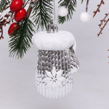 Ёлочная игрушка Новогодняя варежка 5*4*10 см, серебро