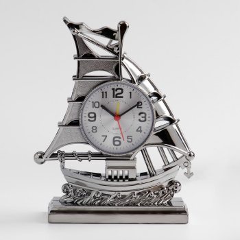 Будильник "Клипер", дискретный ход, 21.5 х 17 см, d=7.5 см 4470093