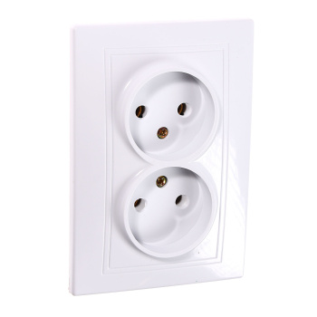 Розетка Intro Plano СП 2-мест. белая бз 2х2P 16А-250В IP20 1-204-01 *10100