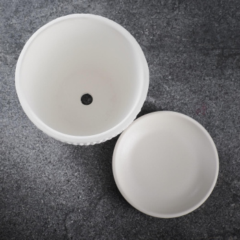 Кашпо бетон Бутон Грань 1,31л d верха 146мм h130мм с поддоном Белый №2 КБ-Б2-217-03*9