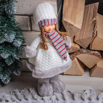 Кукла интерьерная "Малышка в сереньких валенках" 41 см 3134141